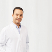 Thumb prof torio spezialist plastische chirurgie basel 900x650 1